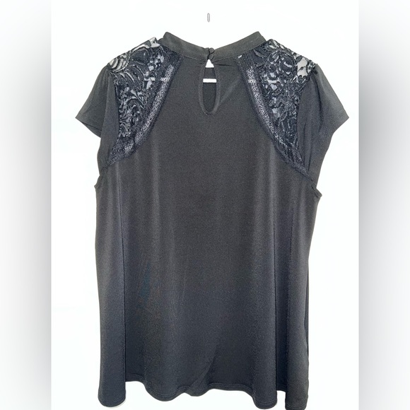 NWOT TORRID FIT&FLARE TOP - Picture 3 of 9